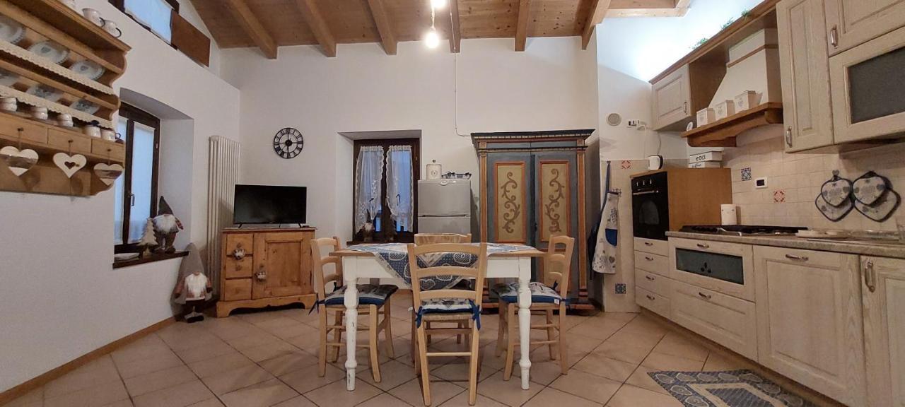 Loft Della Perpetua Di Casa Bernardi, Fuga Romantica Petfriendly Montagnaga  Exterior photo